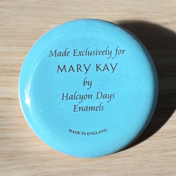 Mary Kay Halcyon Days Enamel Keepsake Trinket Box 2000 - Picture 2 of 4